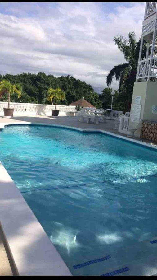 #D1 Castle Studio Wifi King Bed Ocho Rios Jamaica Zewnętrze zdjęcie
